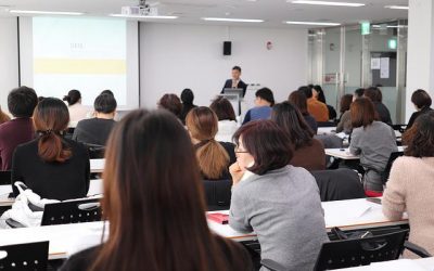 Using Technology When Managing Big Conferences and Seminars