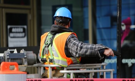 4 Ways To Improve Health and Safety In The Workplace