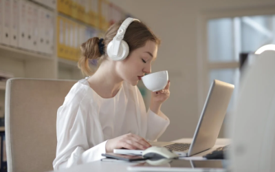 Make Your Desk More Comfortable with These Tips