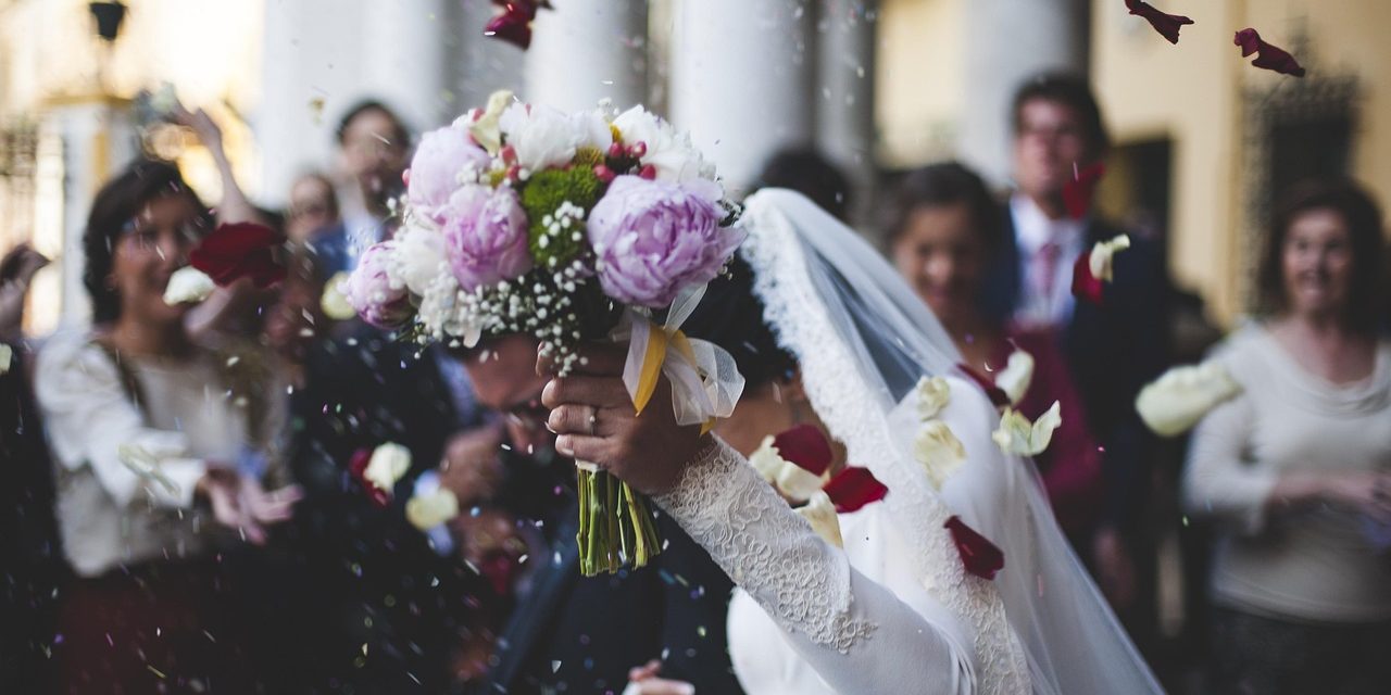 The Best Veils for Petite Brides: Styles That Won’t Overwhelm