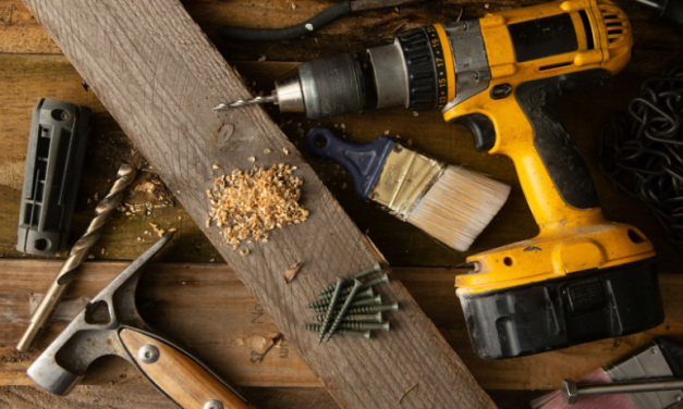 5 Essential Tips for Choosing the Right Wood Glue For DIY Projects